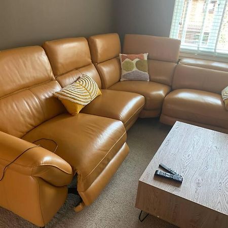 Apartamento Cosy One Bed Flat Free Parking Send Exterior foto