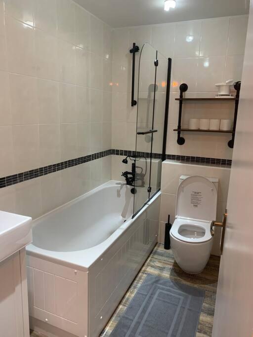 Apartamento Cosy One Bed Flat Free Parking Send Exterior foto